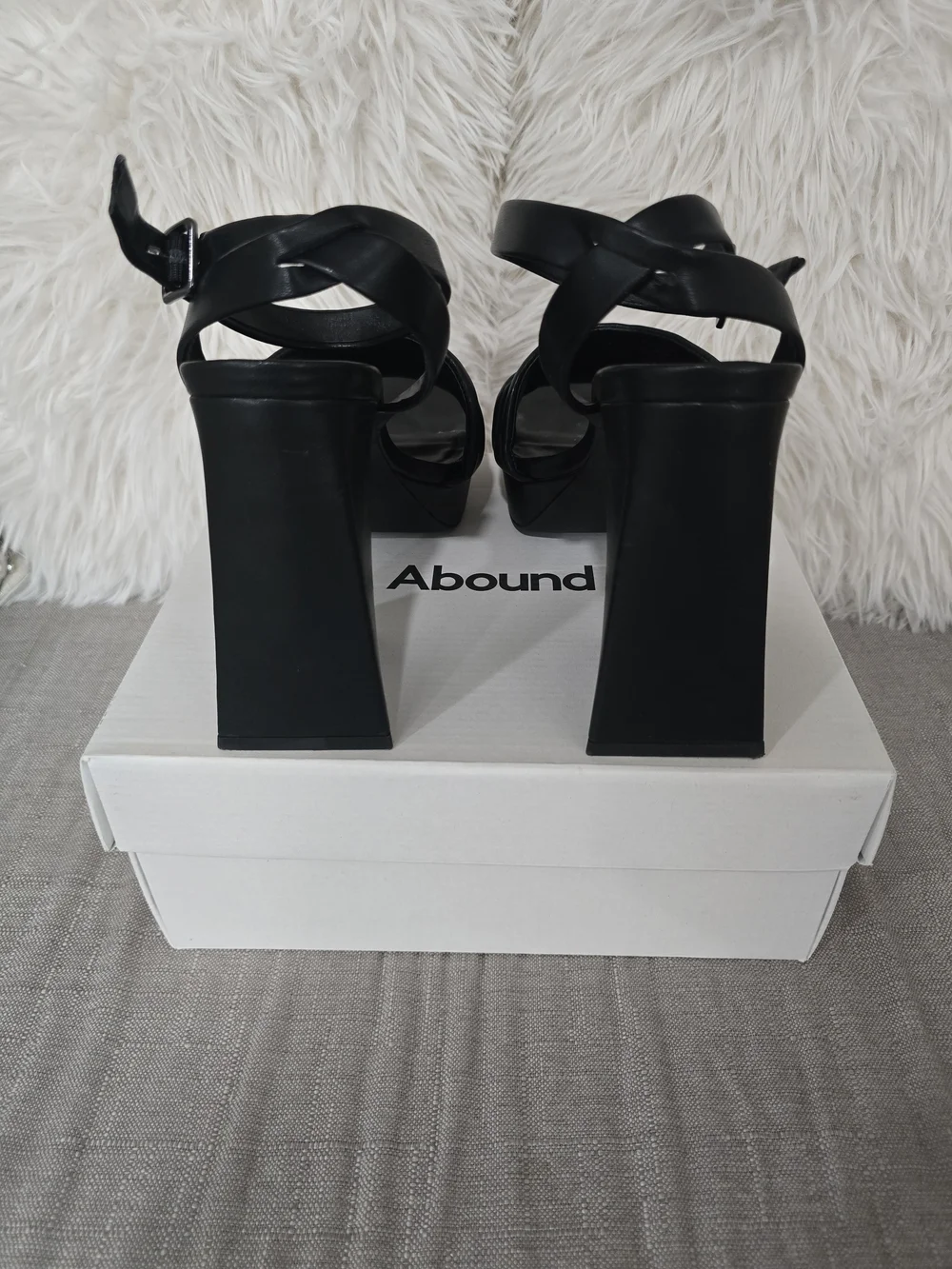Abound Black Padded Crossover Platform Sandals with Block Heel